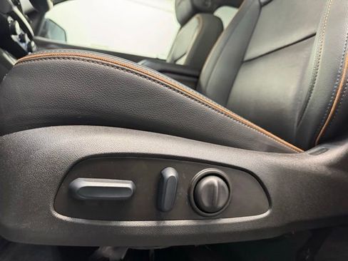 Used 2023 GMC Acadia AT4 w/ GMC Pro Grade Package AWD/4WD image 14