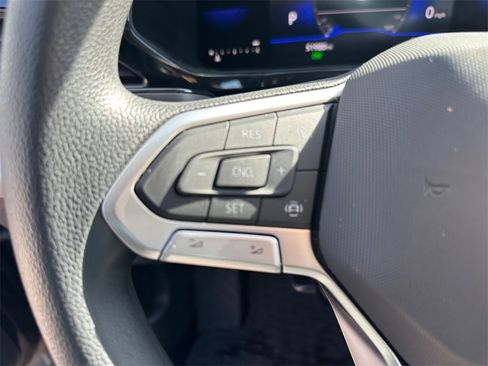 Used 2022 Volkswagen Taos S image 29