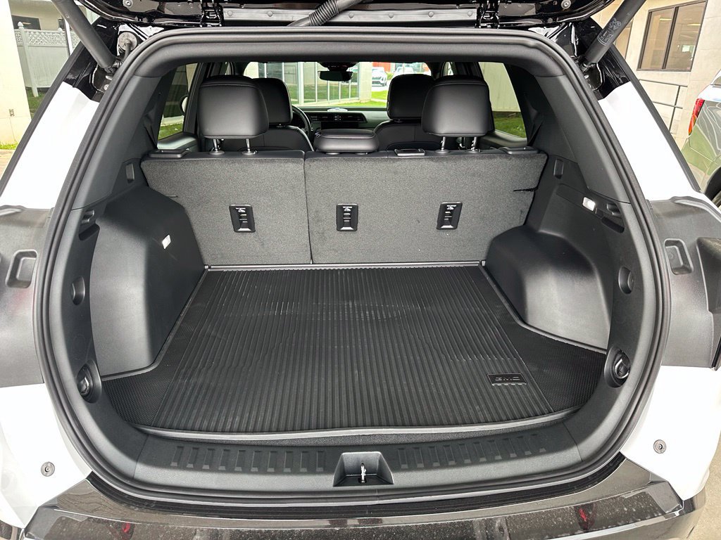 New 2027 GMC Terrain AT4 w/ Convenience Package III AWD/4WD image 30