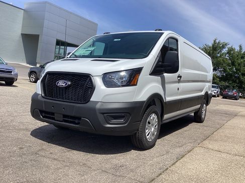 New 2026 Ford Transit 150 Low Roof RWD image 5