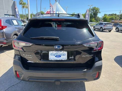Used 2020 Subaru Outback Premium w/ Popular Package #1 AWD/4WD image 3