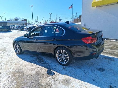 Used 2018 BMW 330i xDrive Sedan w/ Convenience Package image 5