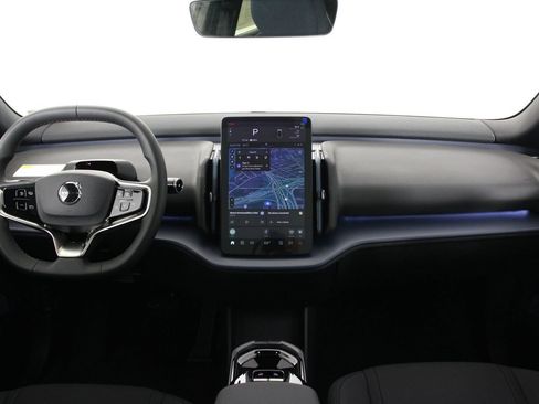 New 2026 Volvo EX30 Plus AWD/4WD image 5