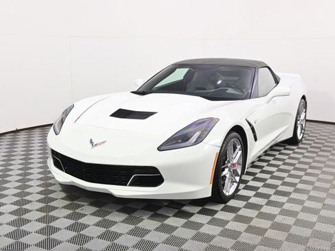Used 2014 Chevrolet Corvette Z51 w/ 3LT Preferred Equipment Group image 1