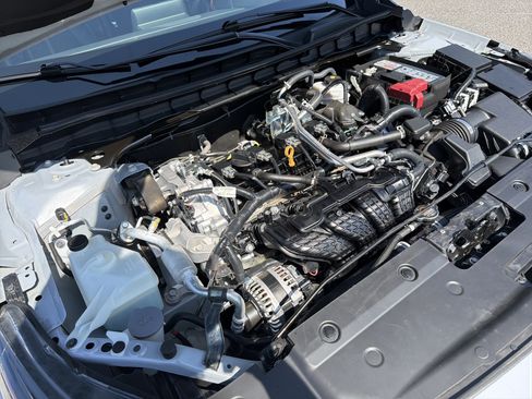 Used 2025 Nissan Altima 2.5 SR FWD image 21