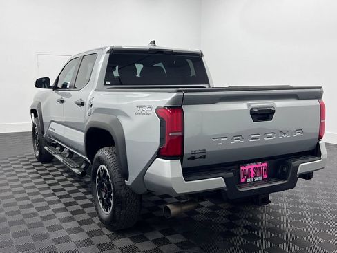 Used 2024 Toyota Tacoma TRD Off-Road AWD/4WD image 3