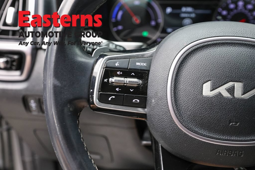 Used 2023 Kia Sorento EX AWD/4WD image 16