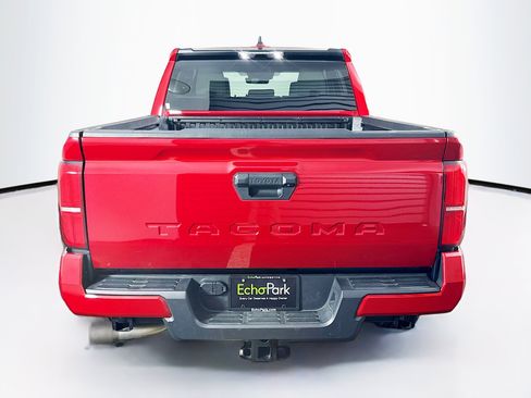 Used 2025 Toyota Tacoma SR5 image 7