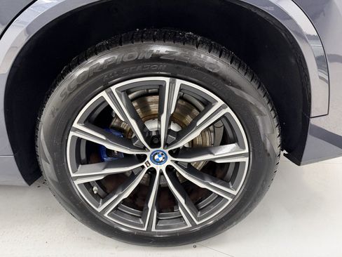 Used 2022 BMW X5 xDrive45e w/ M Sport Package image 69