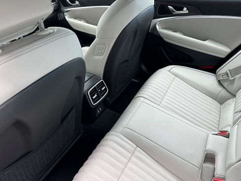 Used 2026 Genesis G70 3.3T Sport Prestige AWD/4WD image 15