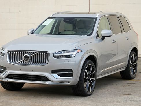 Used 2025 Volvo XC90 B6 Plus AWD/4WD image 51