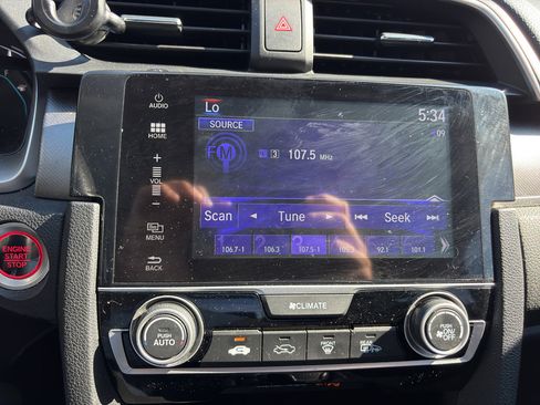 Used 2017 Honda Civic EX image 8