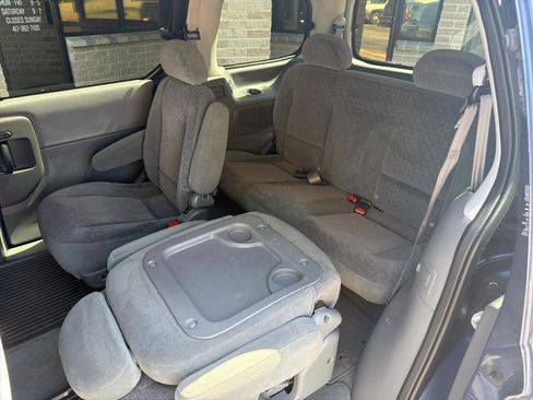 Used 2001 Nissan Quest SE FWD image 19