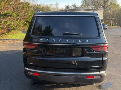 Used 2022 Jeep Wagoneer Series II w/ Premium Group I image 9