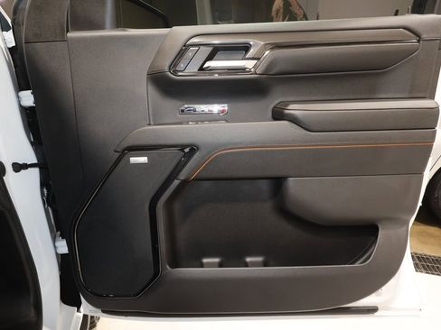 Certified 2024 GMC Sierra 1500 AT4 w/ AT4 Carbonpro Edition image 19