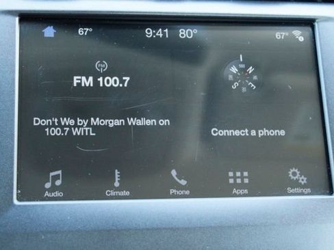 Used 2017 Ford Fusion SE w/ Fusion SE Technology Package FWD image 21