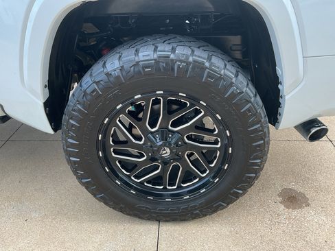 Used 2023 Toyota Tundra Capstone AWD/4WD image 23