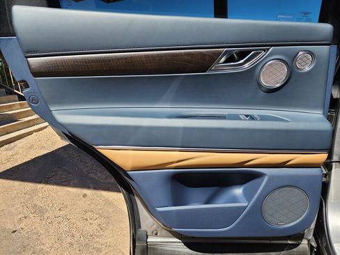 Used 2024 Genesis GV80 3.5T w/ Prestige Package image 85