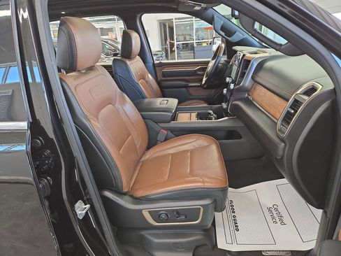 Used 2019 RAM 1500 Limited AWD/4WD image 17