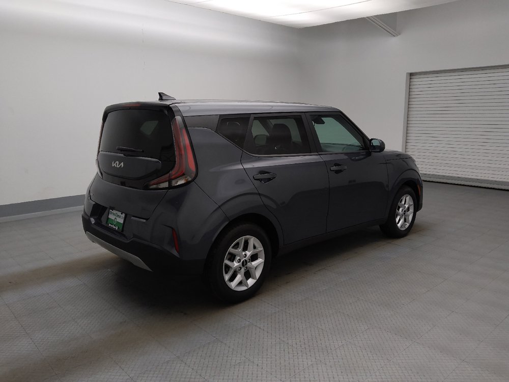 Used 2024 Kia Soul LX w/ Option Group 015 FWD image 10