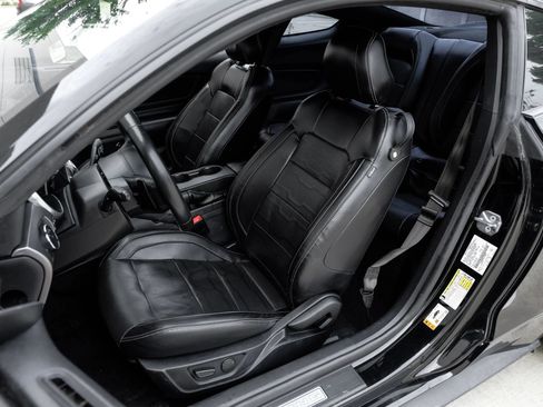 Used 2020 Ford Mustang GT Premium w/ Equipment Group 401A RWD image 36