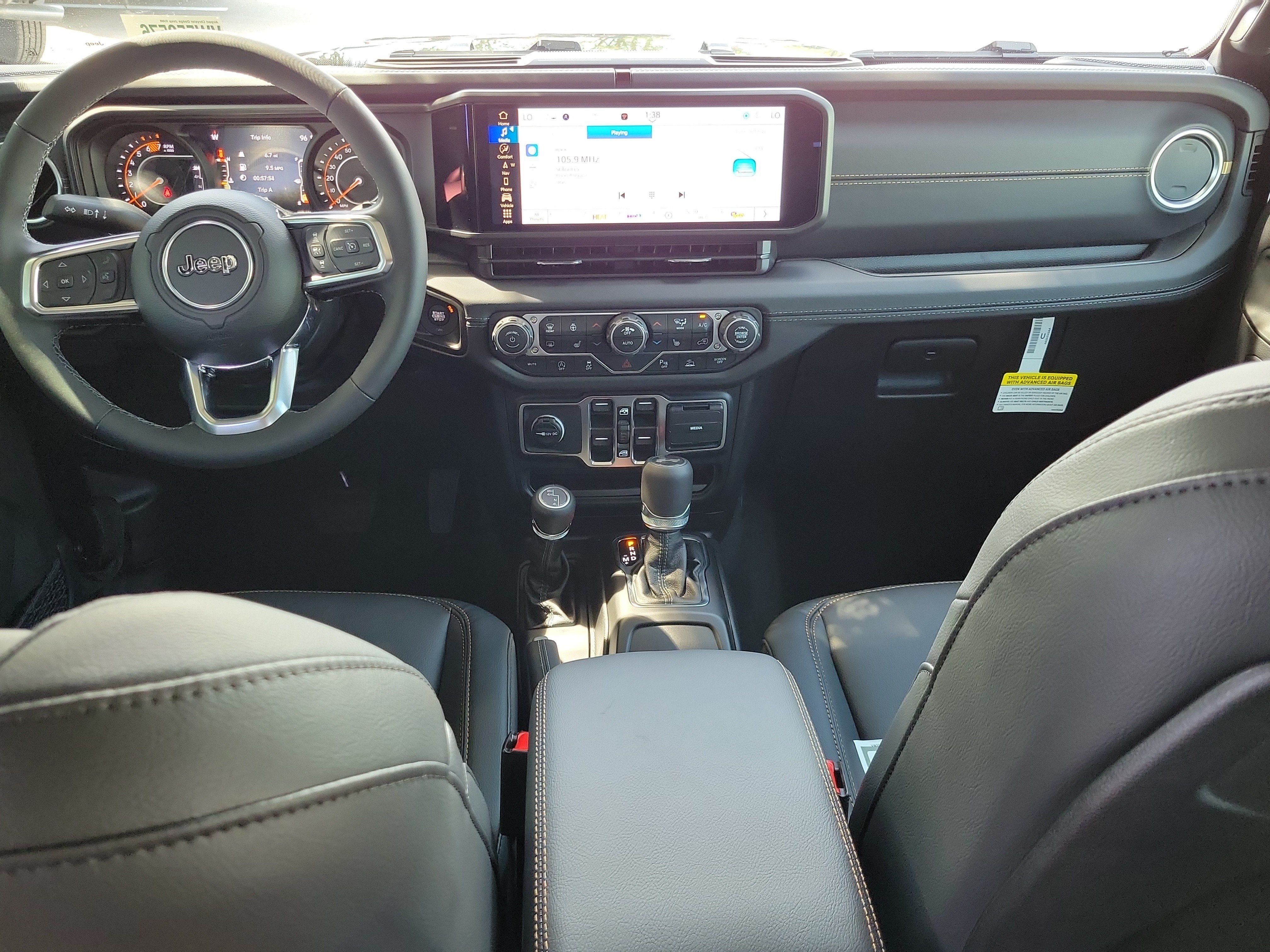 New 2027 Jeep Wrangler Unlimited Sahara AWD/4WD image 10