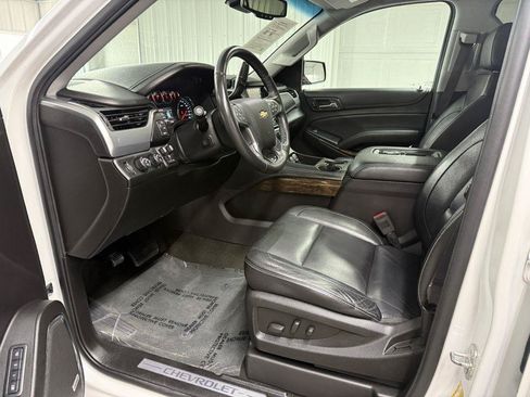 Used 2016 Chevrolet Suburban LT AWD/4WD image 10