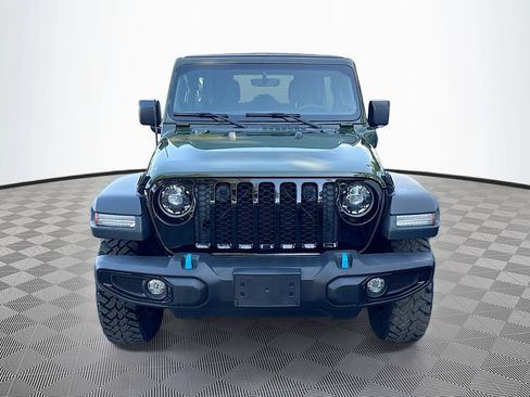 Used 2023 Jeep Wrangler Unlimited w/ Sun & Screen Package AWD/4WD image 2