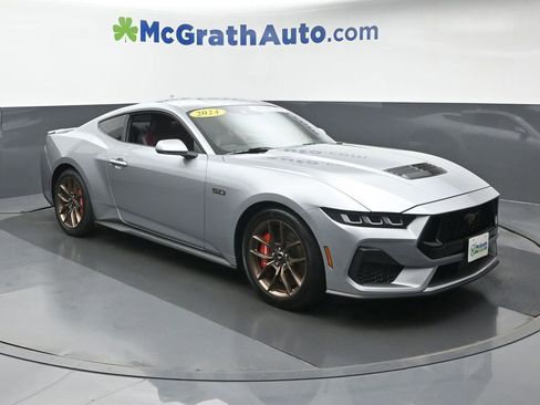 Used 2024 Ford Mustang GT Premium image 2