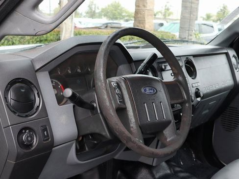 Used 2011 Ford F550 4x4 Crew Cab Super Duty w/ Payload Upgrade Pkg image 16