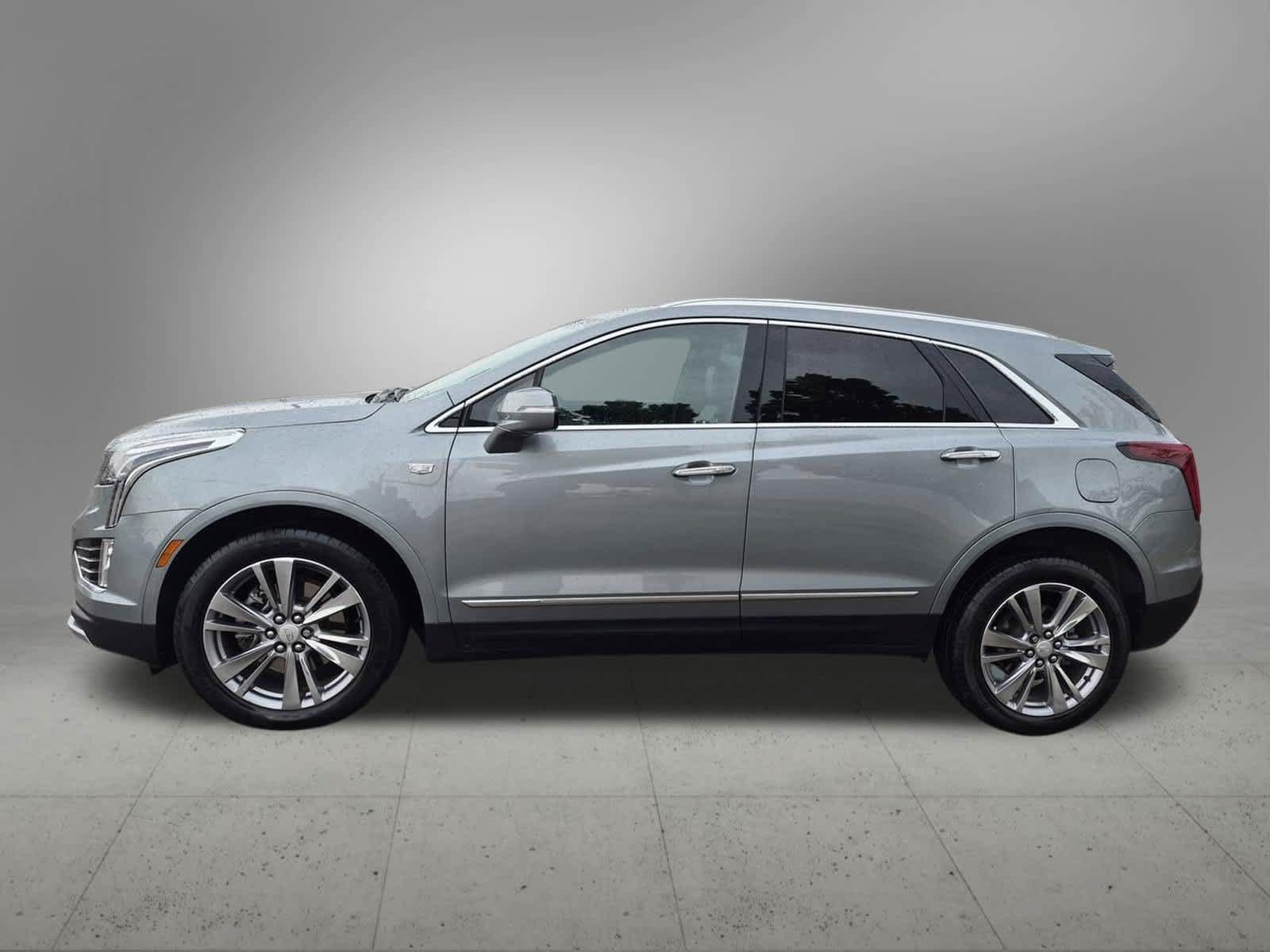 Used 2023 Cadillac XT5 Premium Luxury AWD/4WD image 3