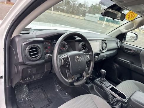 Used 2023 Toyota Tacoma SR AWD/4WD image 13