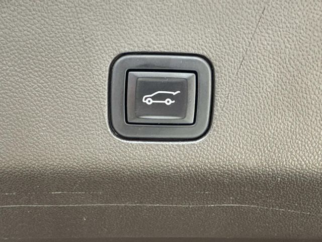 Used 2023 Cadillac Escalade Sport w/ Touring Package AWD/4WD image 13