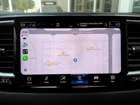Used 2025 Chrysler Pacifica Select FWD image 51