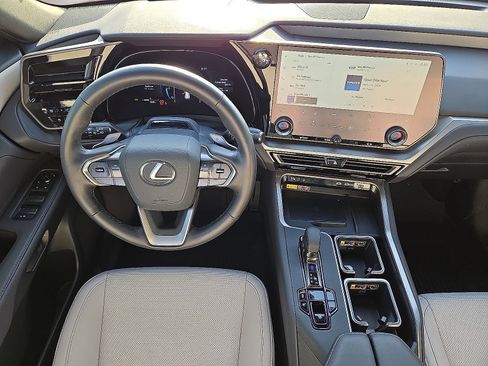 Used 2026 Lexus TX 350 AWD w/ Technology Package image 18