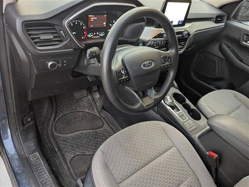 Used 2020 Ford Escape SE image 5