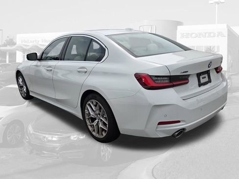 Used 2025 BMW 330i xDrive Sedan AWD/4WD image 2