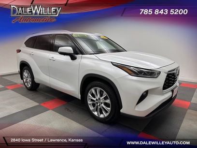 Used 2023 Toyota Highlander Limited