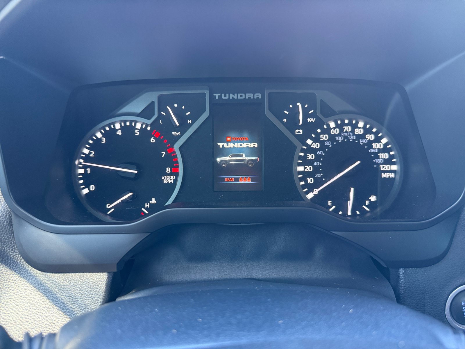 Used 2022 Toyota Tundra SR5 w/ SR5 Convenience Package RWD image 11