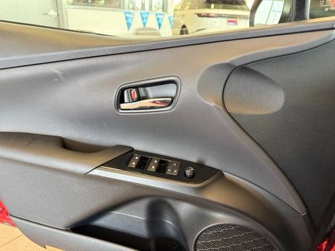 Used 2017 Toyota Prius Two FWD image 17