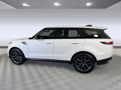 Used 2024 Land Rover Range Rover Sport SE AWD/4WD image 2