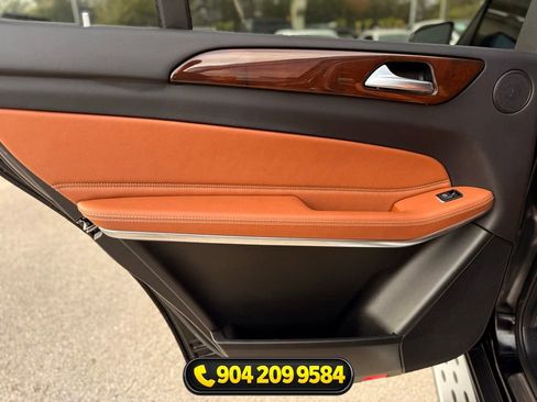 Used 2019 Mercedes-Benz GLS 550 4MATIC image 25