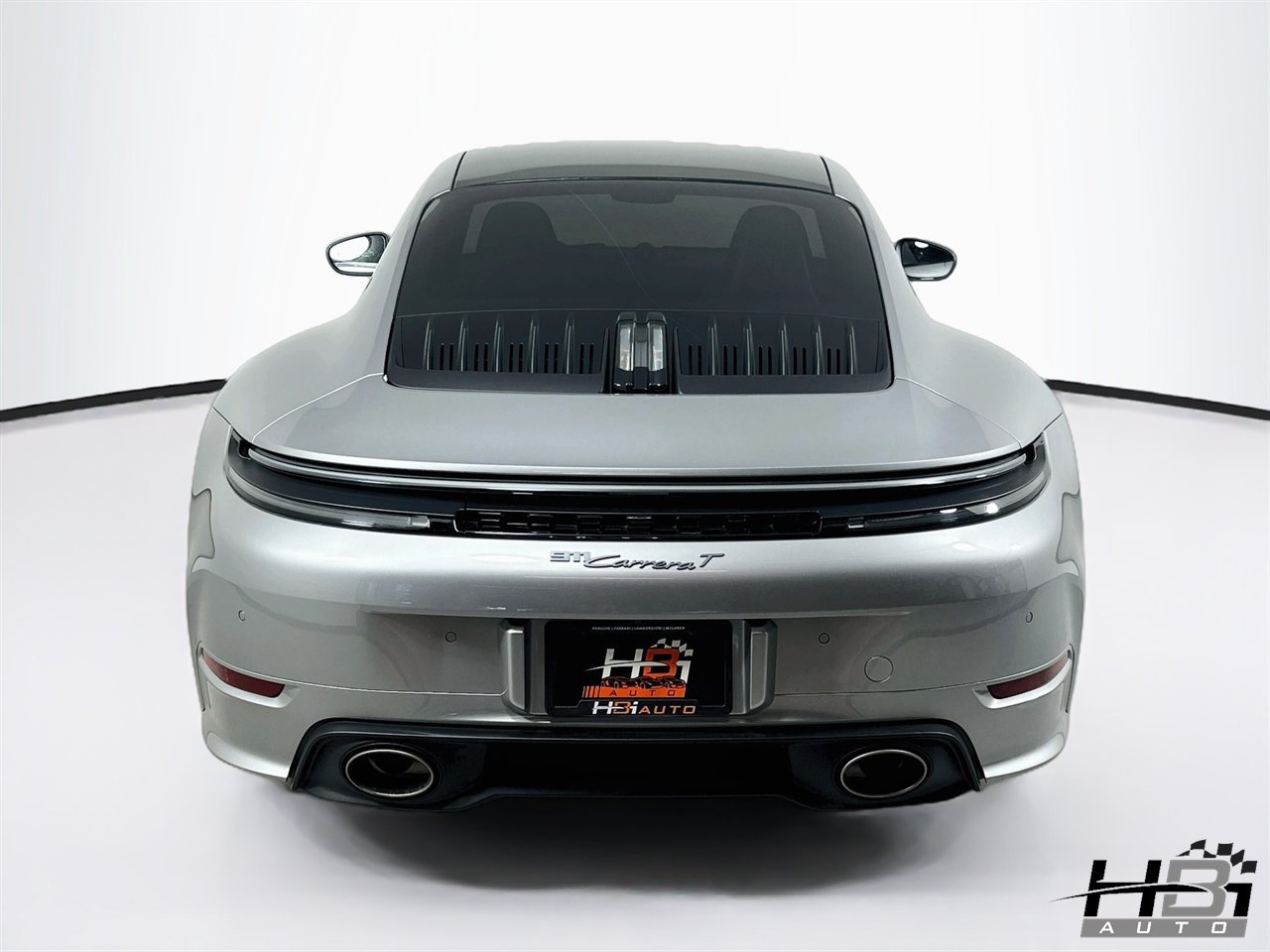 Used 2025 Porsche 911 Carrera T RWD image 6