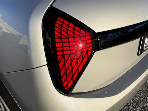 Certified 2025 MINI Cooper S image 27