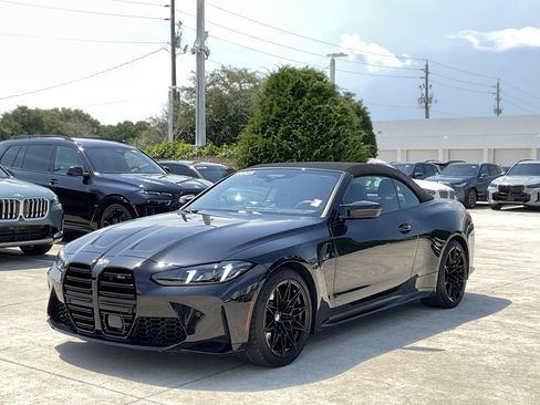 Used 2025 BMW M4 xDrive Competition AWD/4WD image 3
