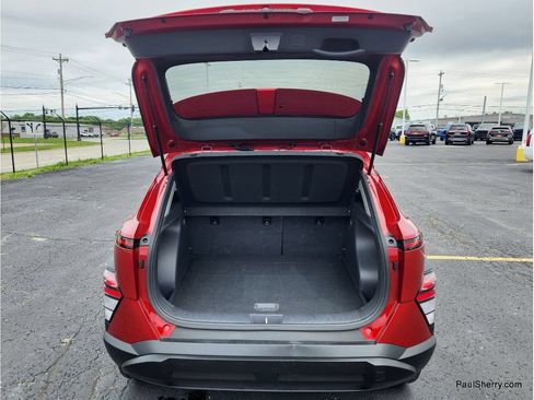 Used 2024 Hyundai Kona SEL AWD/4WD image 9