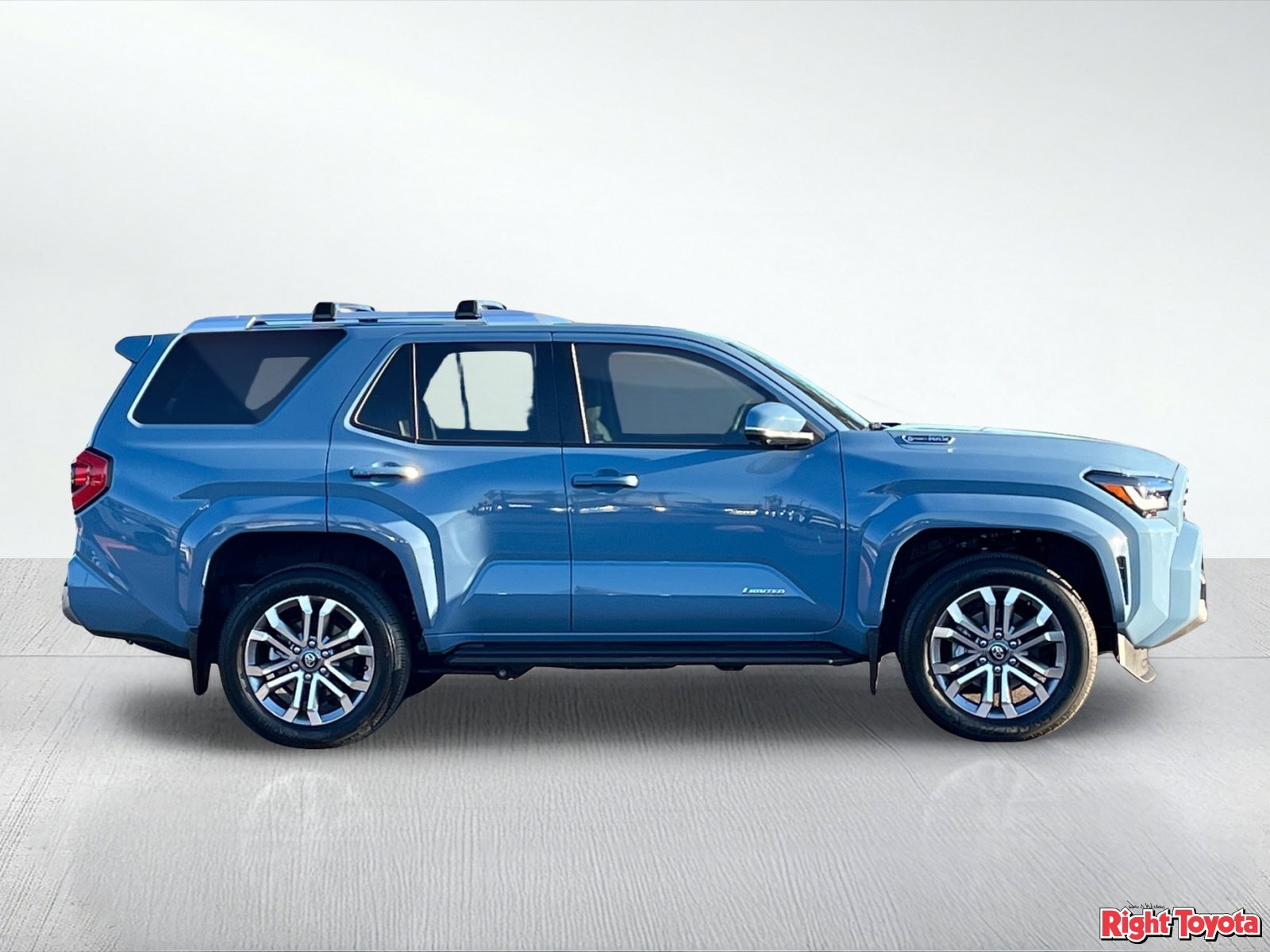 Certified 2026 Toyota 4Runner Limited w/ Tow Technology Package AWD/4WD image 8
