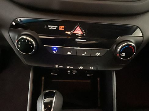 Used 2018 Hyundai Tucson SE FWD image 25