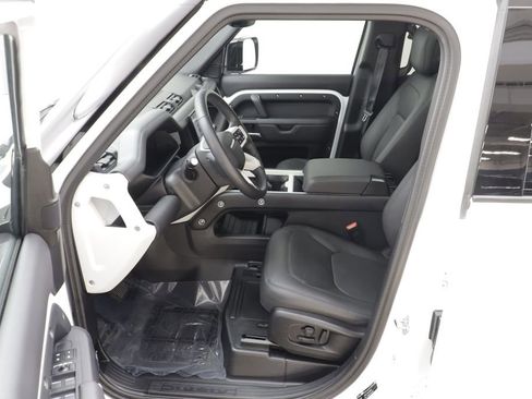 Used 2025 Land Rover Defender 110 S AWD/4WD image 6