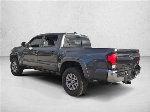 Used 2018 Toyota Tacoma SR5 image 7